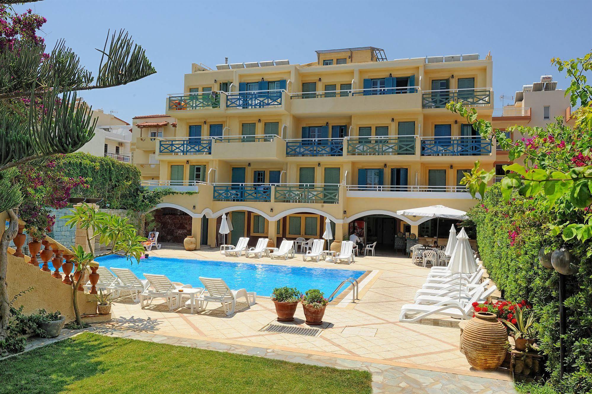 Petra Beach Hotel Херсонисос Екстериор снимка